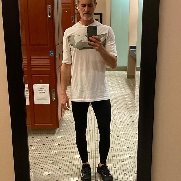 Meet your Posher, Cole - Picture 2 of 4